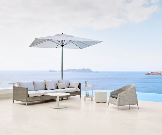Connect_lounge_taupe_go_coffeetable_kingston_oban-parasol_f7